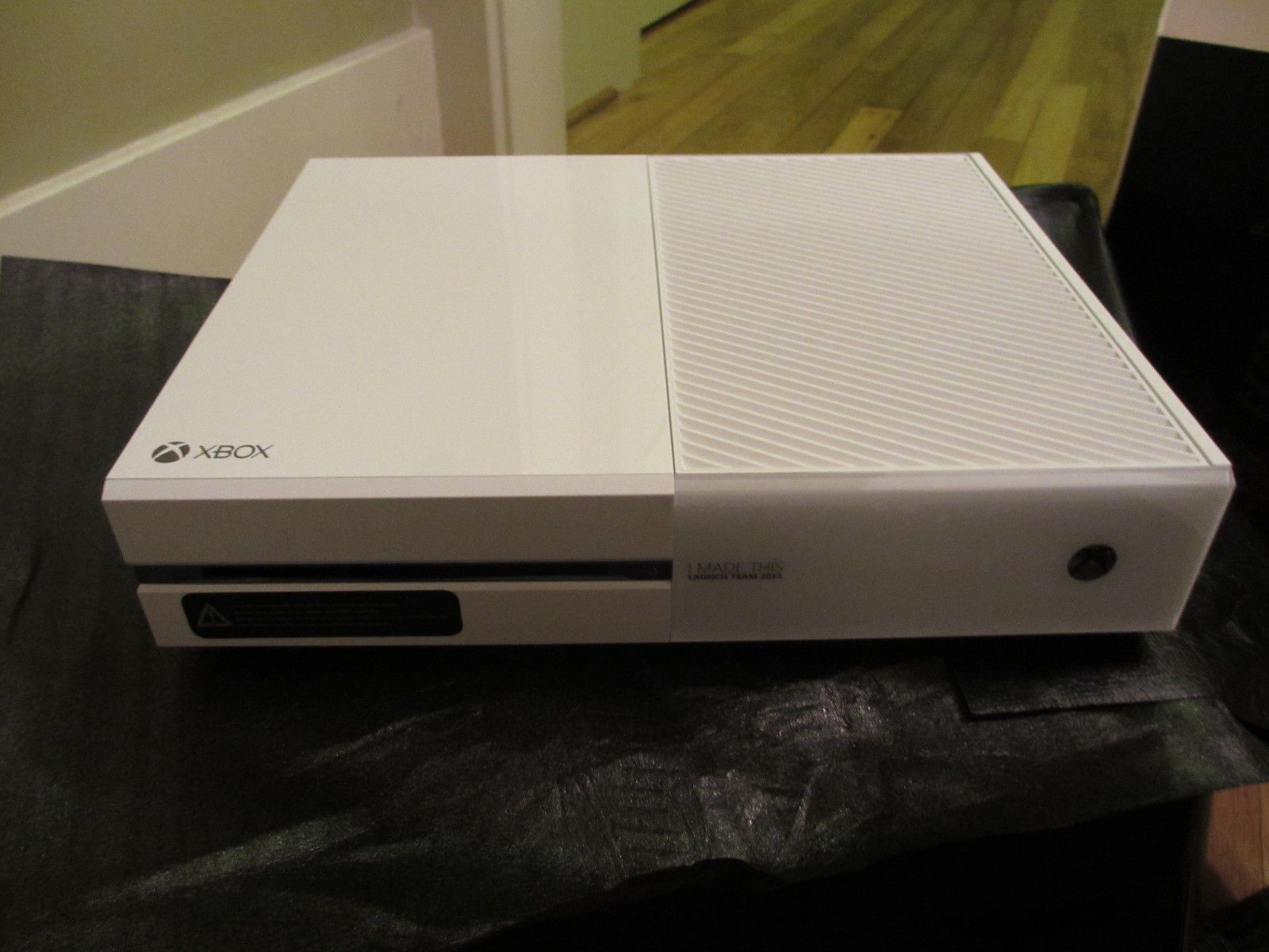 Special White Xbox One Made for Microsoft's Team For Sale on eBay for