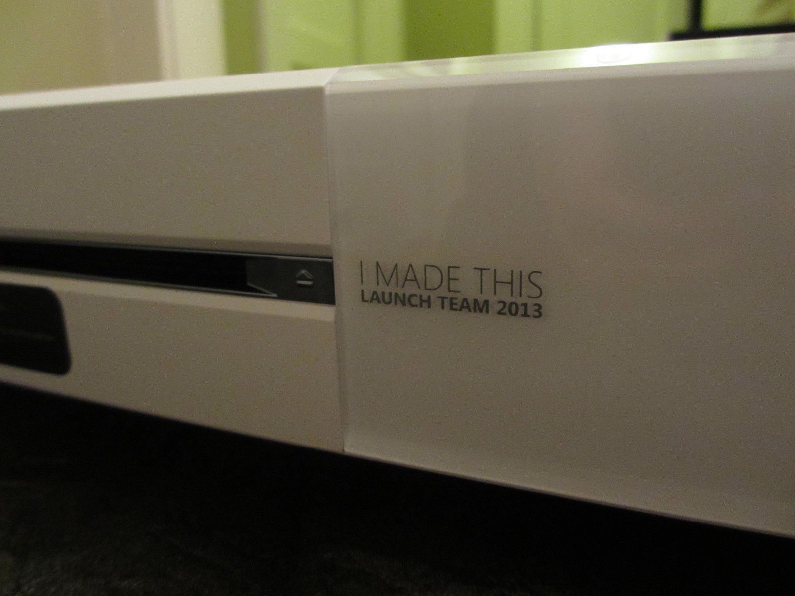 Special White Xbox One Made for Microsoft's Team For Sale on eBay for