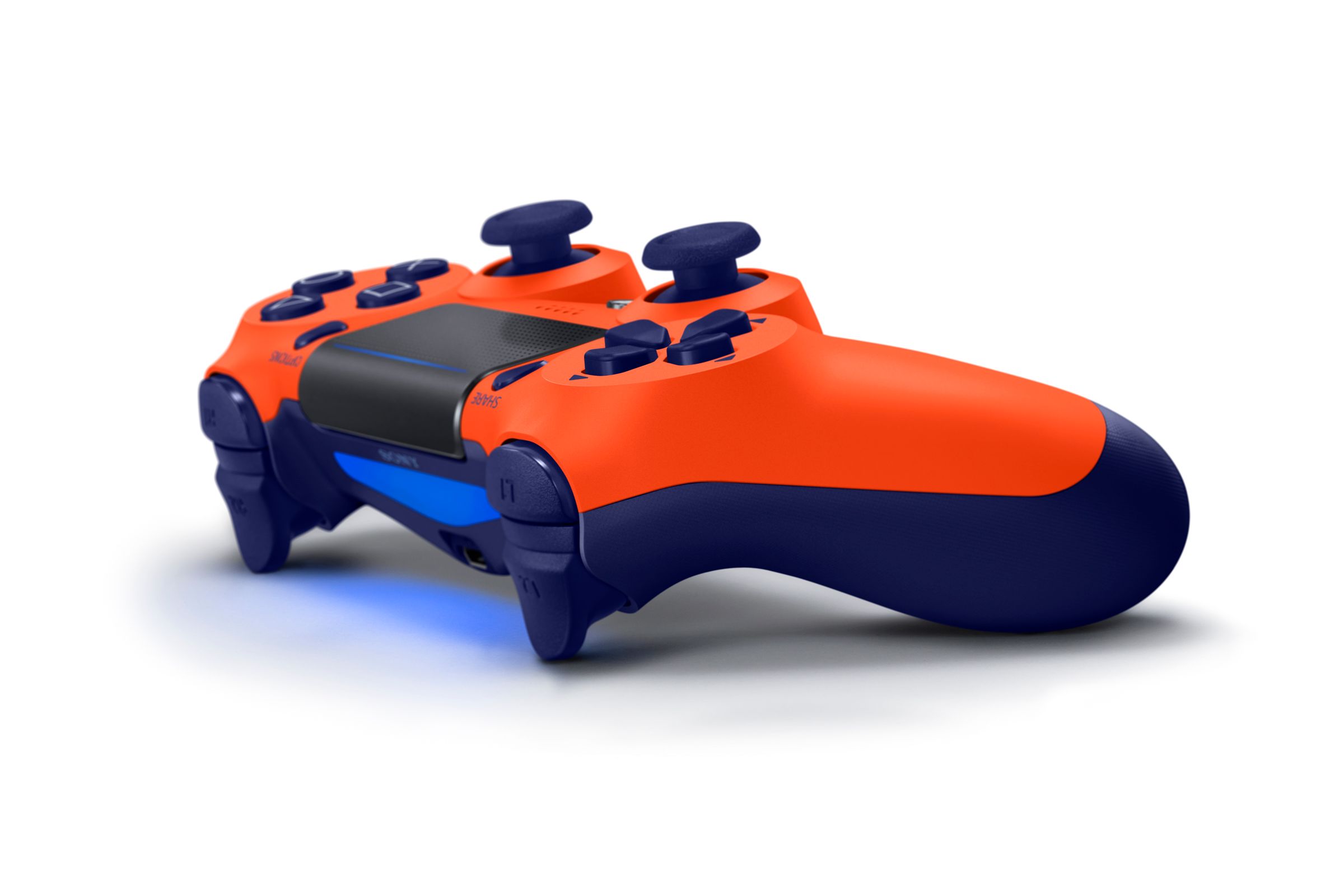 Ogle Sony's Sunset Orange DualShock 4 in Colorful Official Pictures