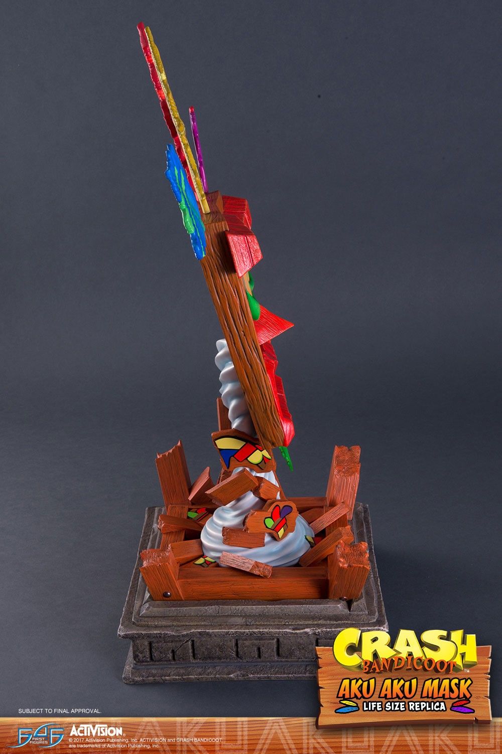 Crash Bandicoot Aku Aku Mask Statue is Busting Out for Pre-Order