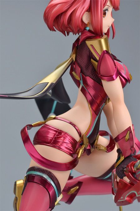 figurine pyra