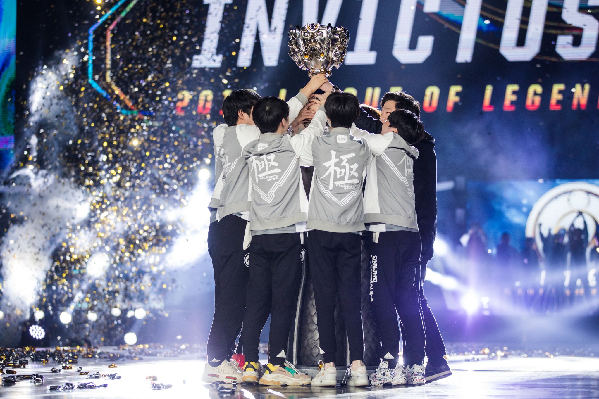 LoL Esports on X: The #Worlds2018 Finals MVP Award: Trophy & Panel  Read the full article here:    / X