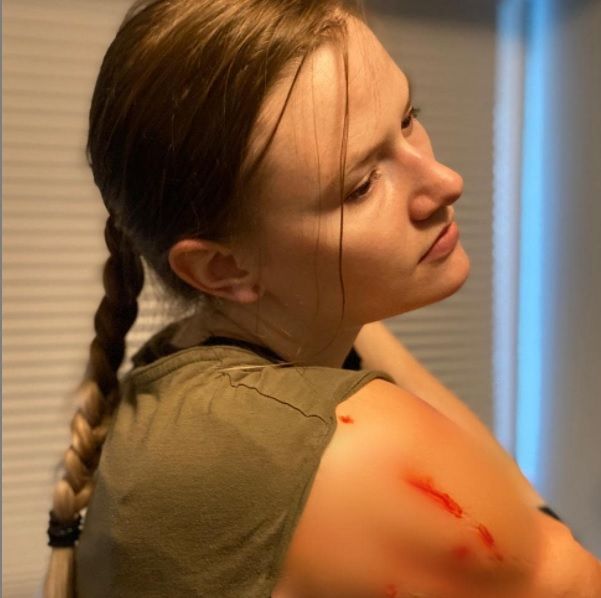 Abby's Face Model for The Last of Us Part II Cosplays As the Character for  Halloween