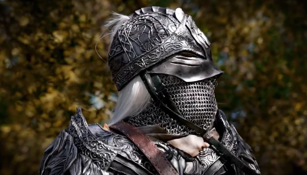 Elden Ring Cosplayer Wolf in Jaw-Dropping Detail