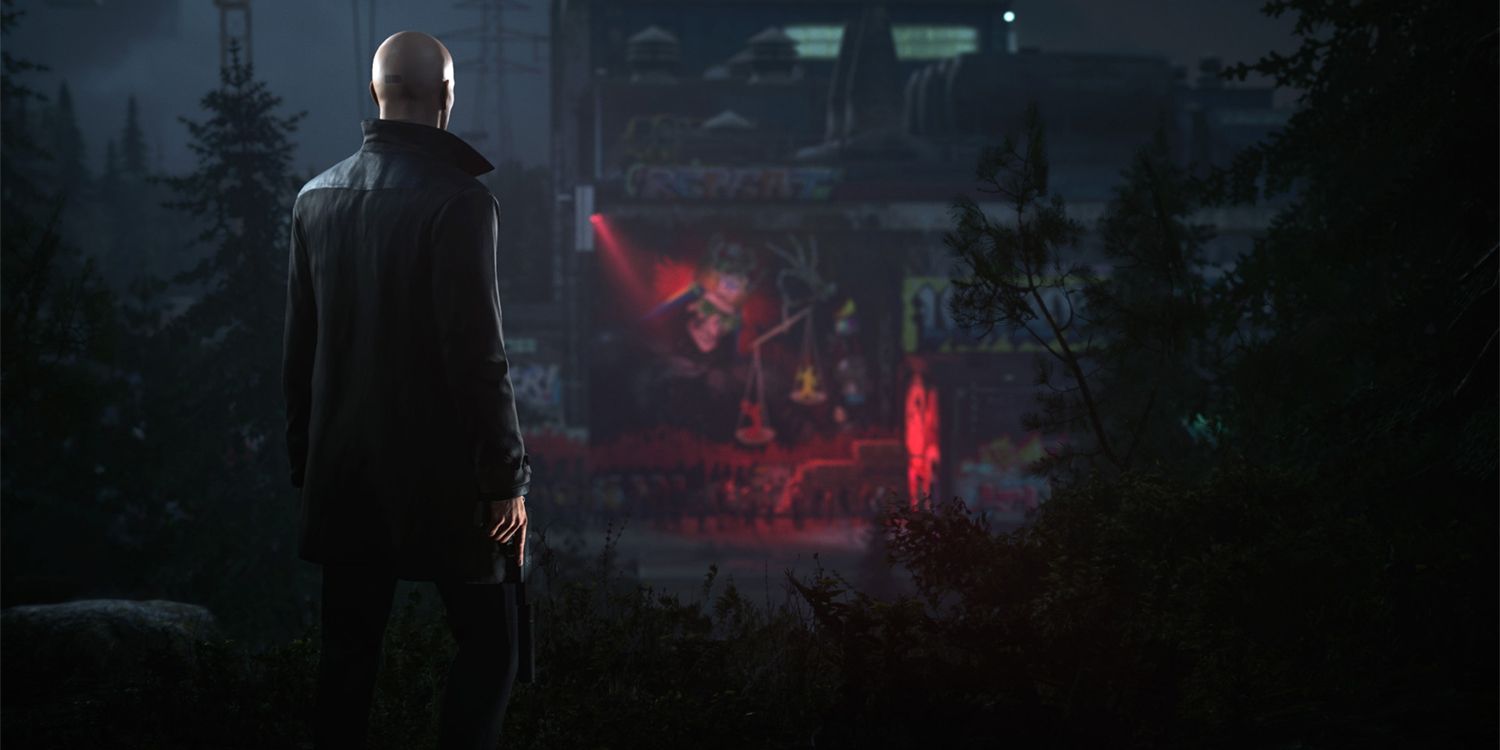 Hitman 3 Agent 47 Looking Out