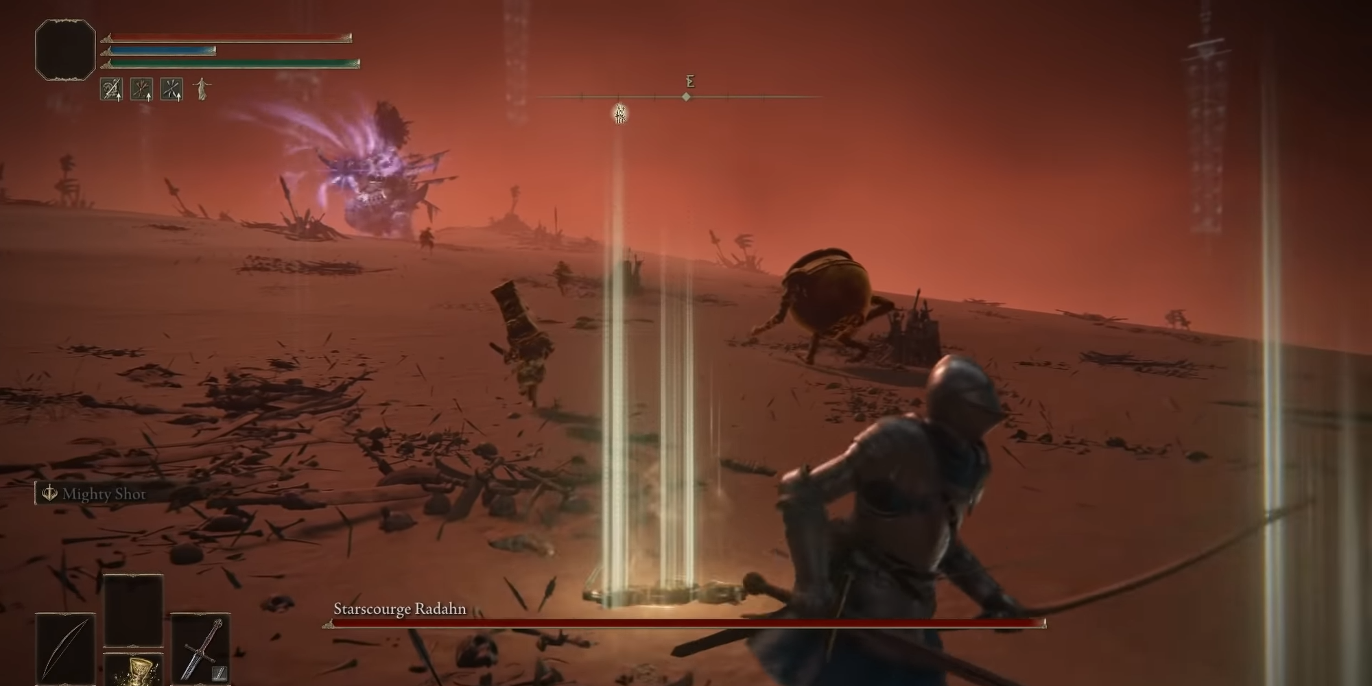 This image shows phantoms being summoned during the Starscourge Radahn boss battle.