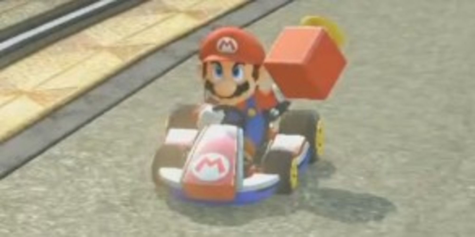 Mario Kart 8 Mario holding a Super Horn