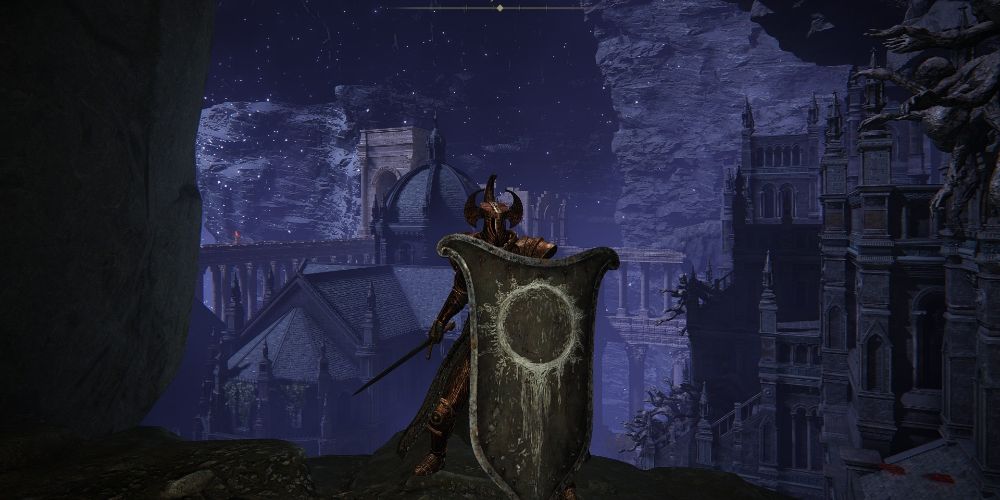 Eclipse Crest Greatshield in Elden Ring