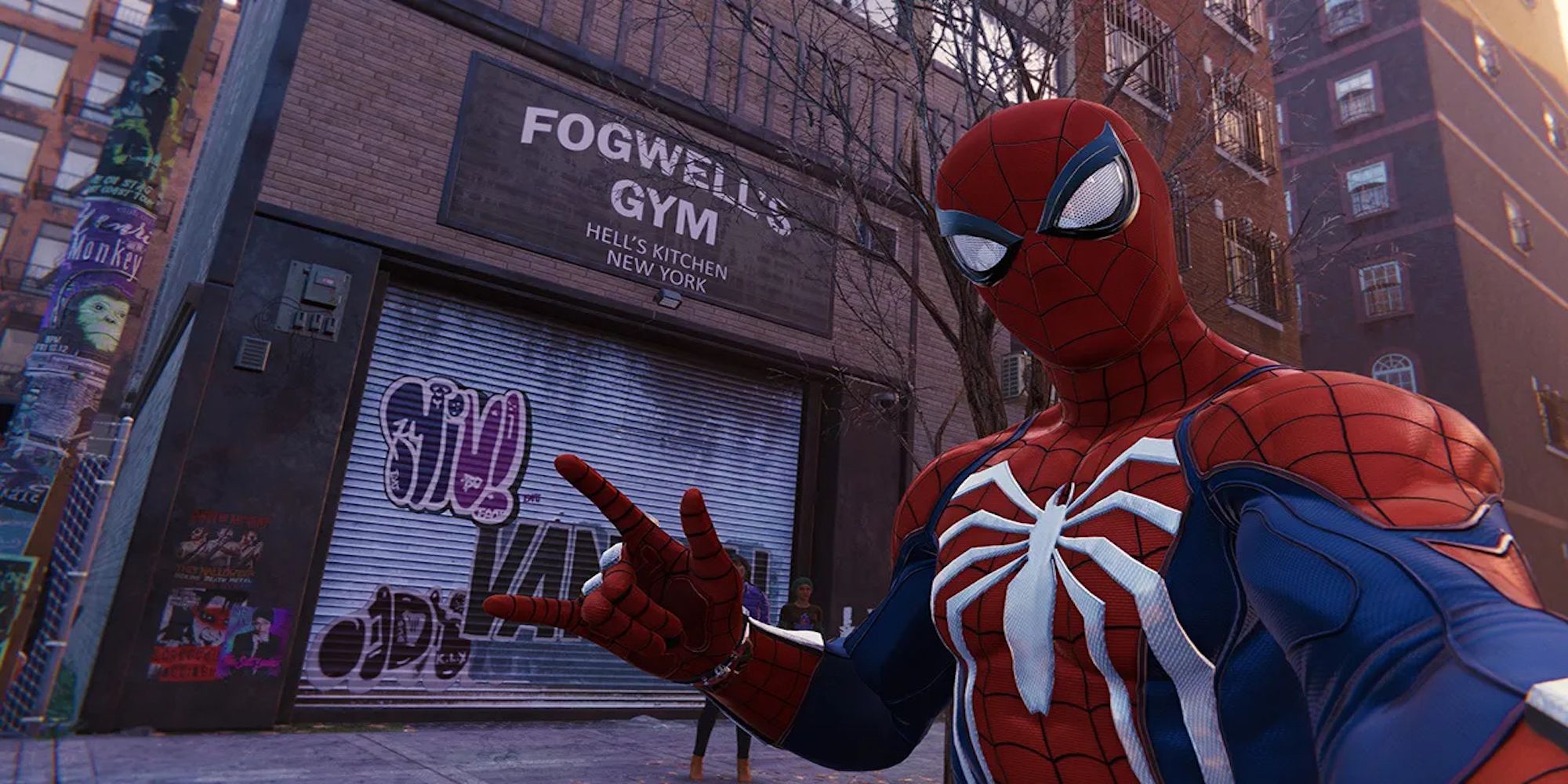 Spider-Man posing in front of a building (Marvel's Spider-Man)