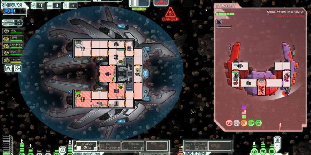 Top down view of the ship's interior, with its various zones. An enemy ship in a similar layout is on the right side.