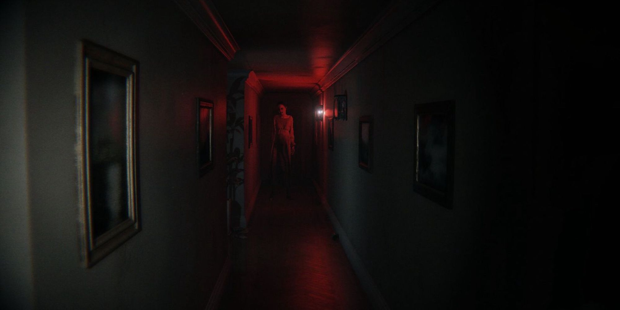 Mysterious figure below the red hall (PT)