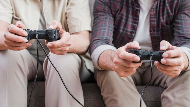 The 10 Best Games to Play as a Couple