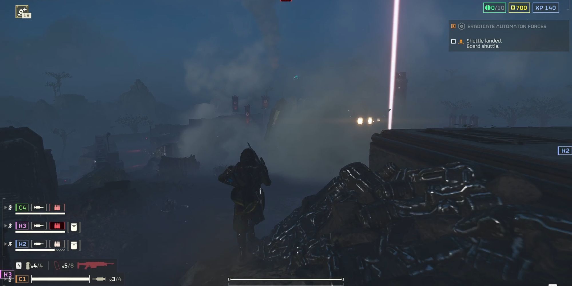 Using the Smoke Stratagem to cover a Drop Ship evacuation in Helldivers 2