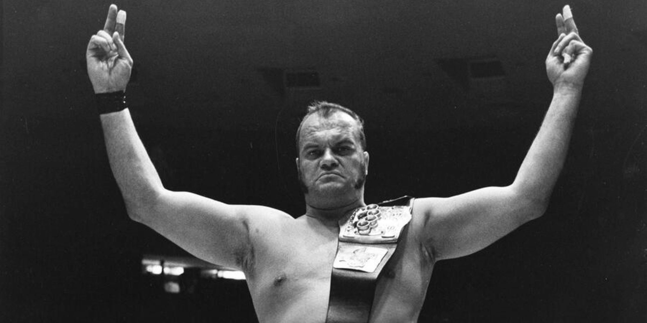 斯坦·斯塔西亚克(Stan Stasiak)成为 WWE 冠军