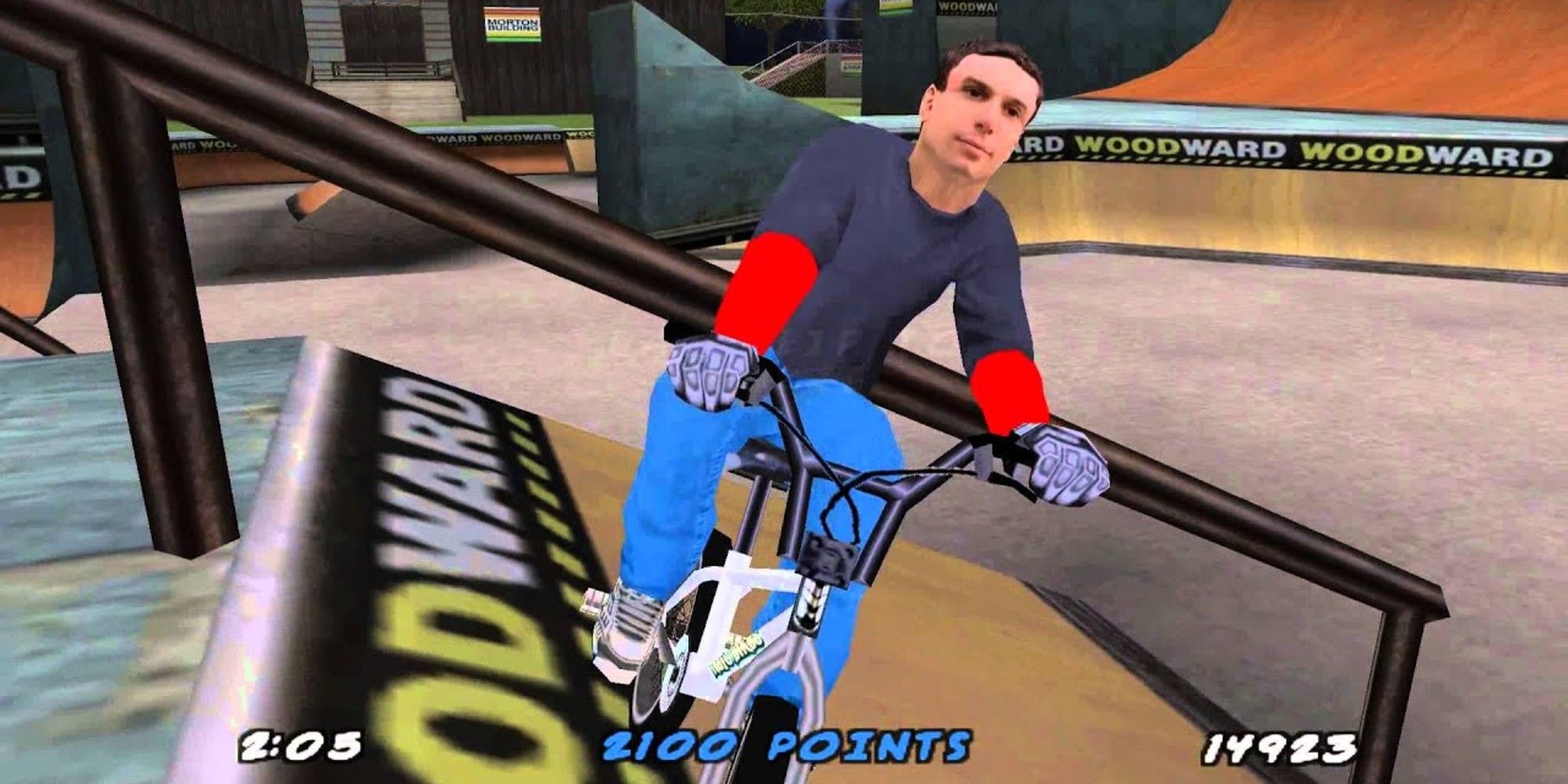 A screenshot from the 2001 video game Dave Mirra Freestyle BMX 2